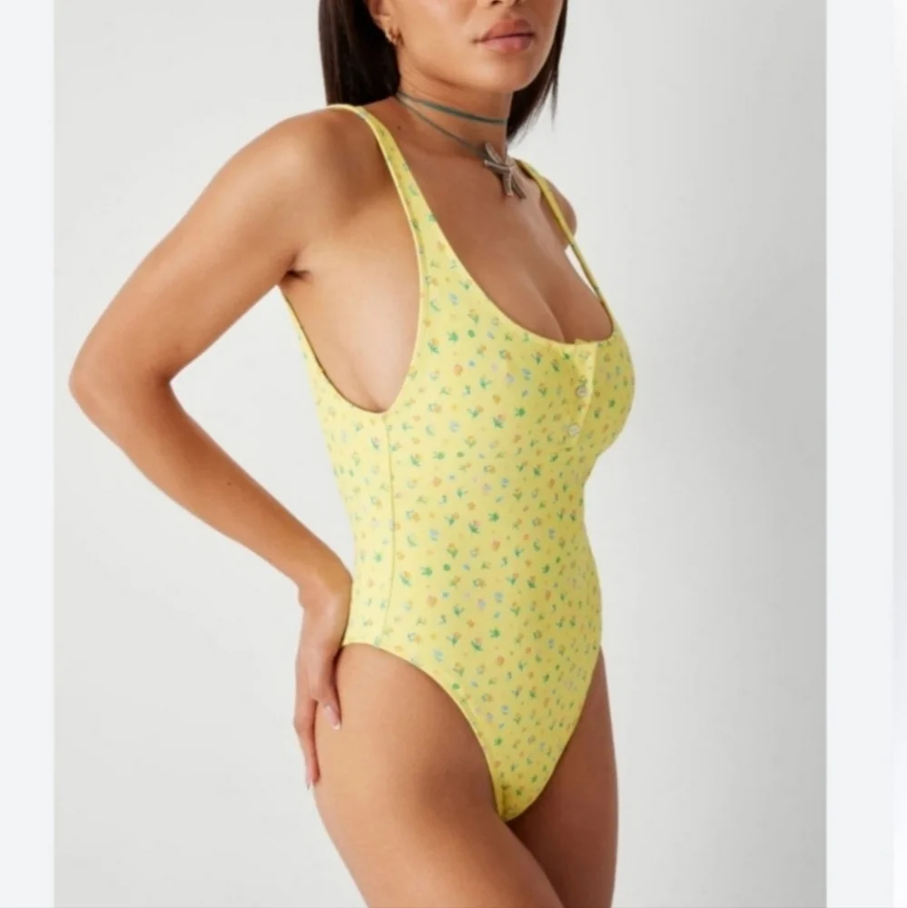 New!Frankies Bikinis‎ X Pamela Anderson One Piece Swimsuit